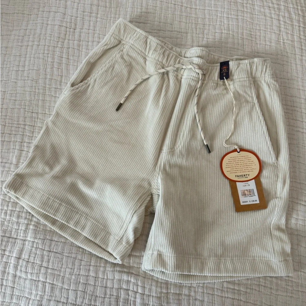 Faherty Men's Cream Corduroy Shorts NWT 2543